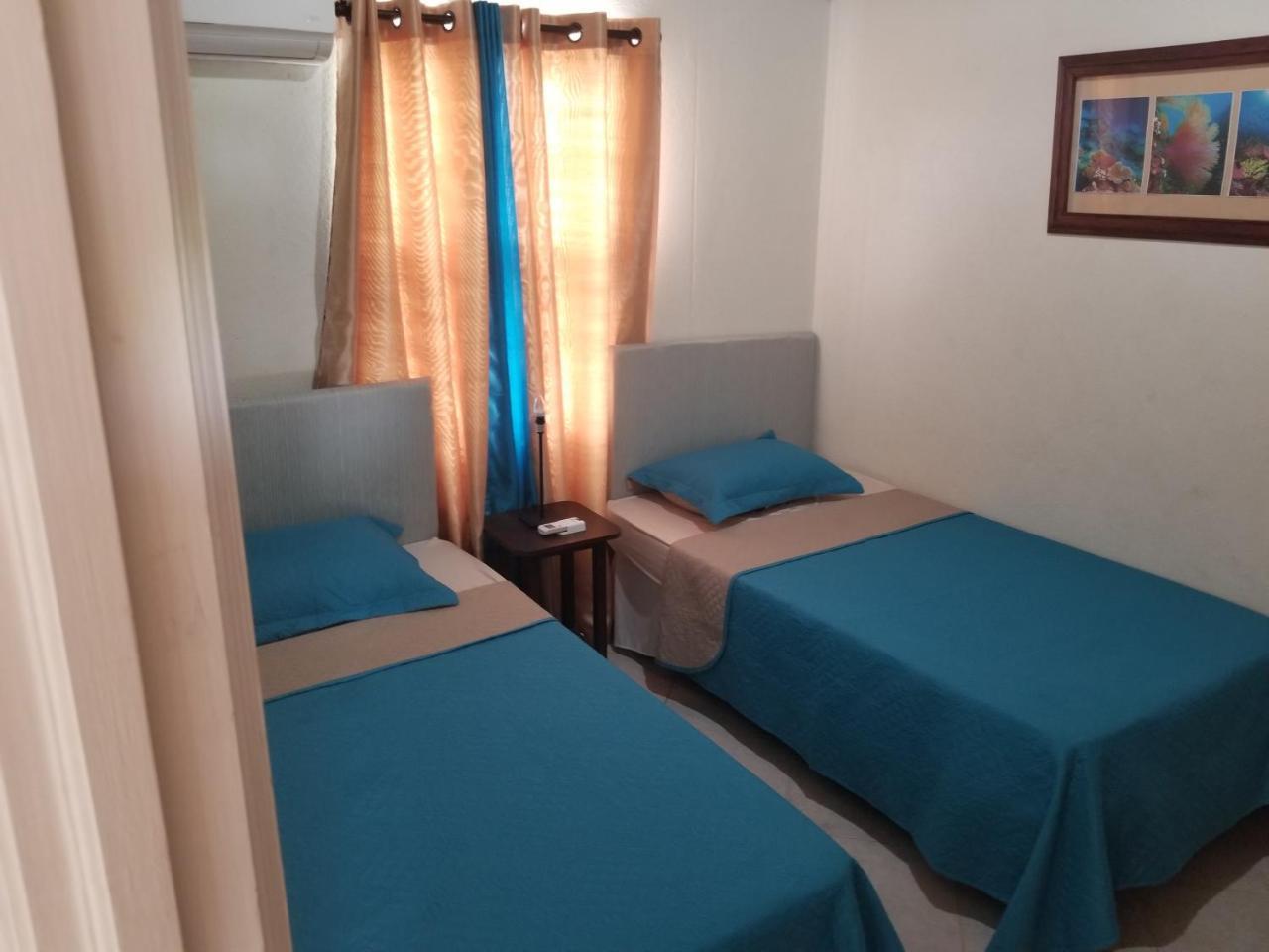 Breezy Apts سانت فيليب المظهر الخارجي الصورة