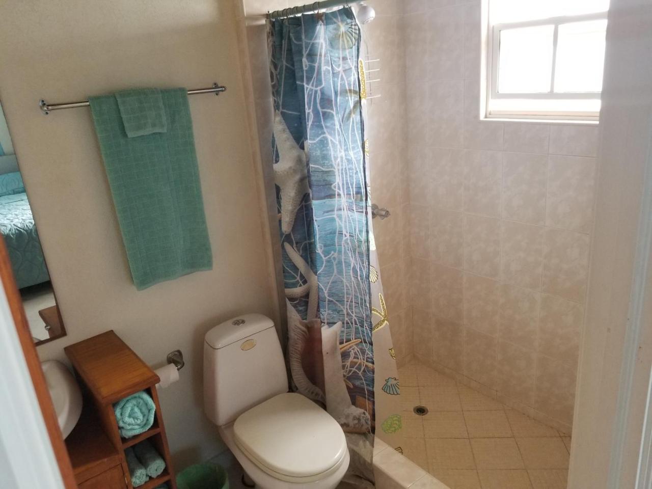 Breezy Apts سانت فيليب المظهر الخارجي الصورة